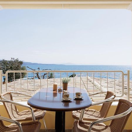 Salt & Sun Apartments By Konnect, At Kaminaki Beach Nisaki  Buitenkant foto